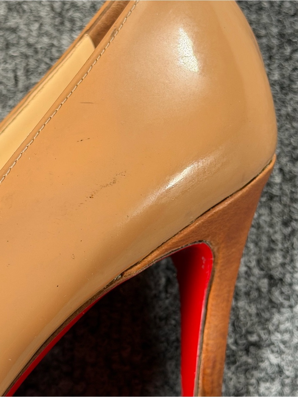 Christian Louboutin Women's Nude Patent Leather Red Bottom High Heel Pumps Sz 41 - Picture 9 of 13